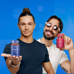 Men holding Novomins gummies